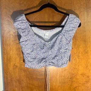 NWT Japna blue floral crop top! Size S